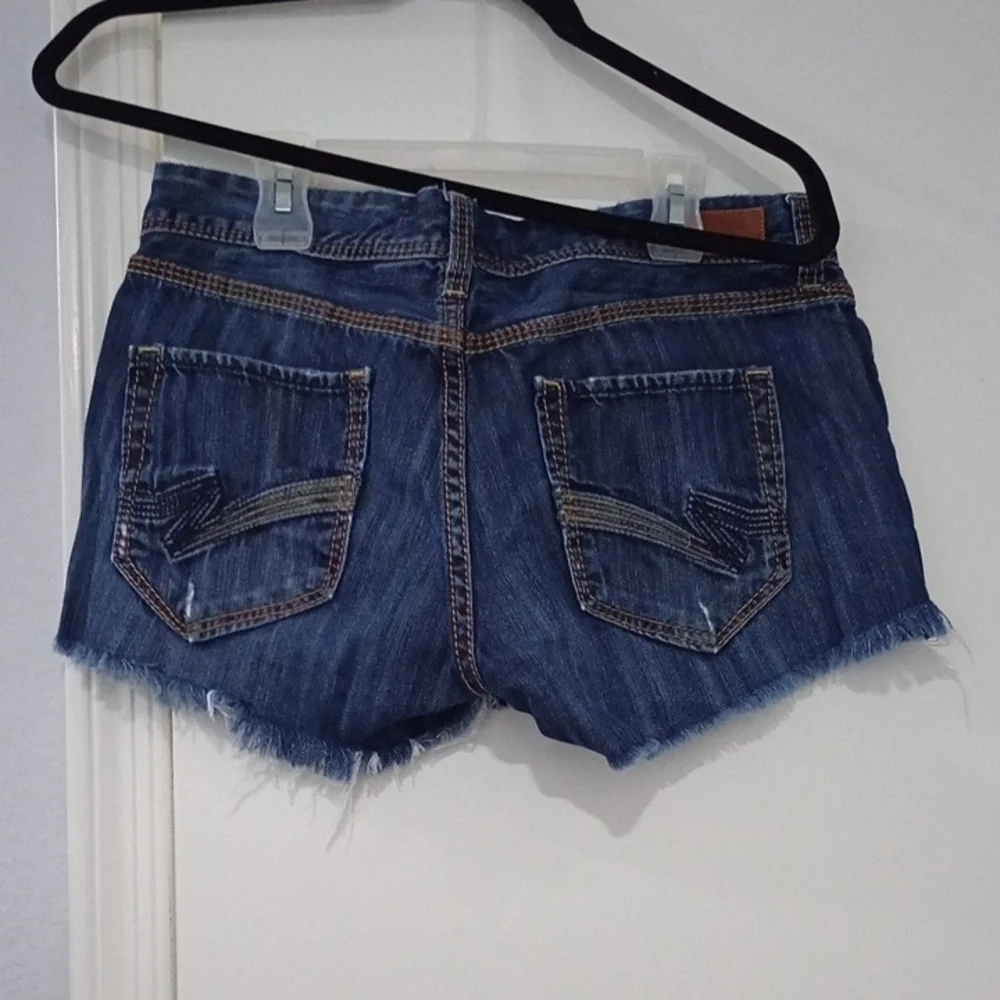 Distressed Blue Denim Jean Shorts - Picture 3 of 4